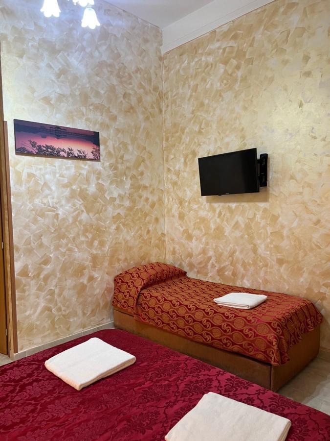 Monlight Guest House โรม ภายนอก รูปภาพ