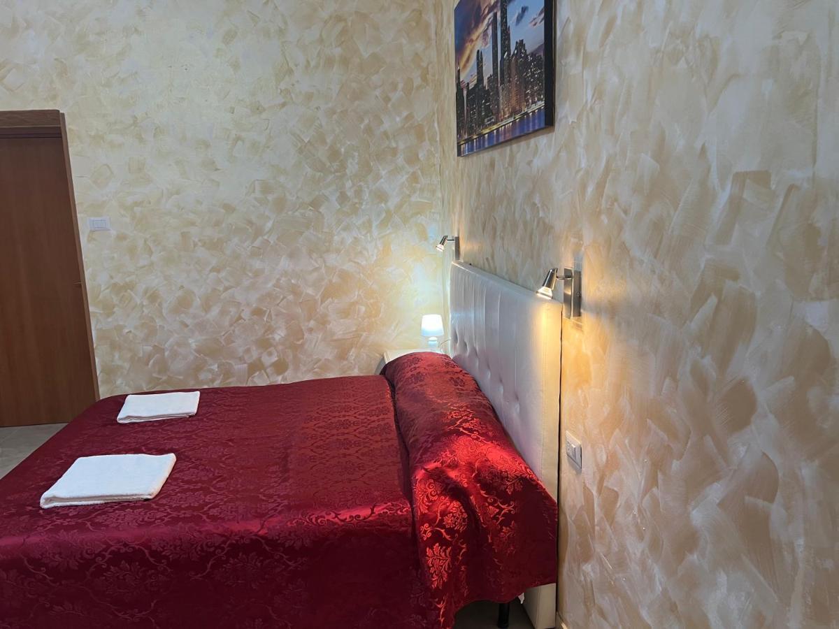 Monlight Guest House โรม ภายนอก รูปภาพ
