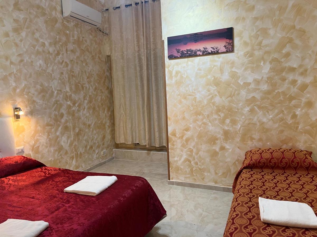 Monlight Guest House โรม ภายนอก รูปภาพ